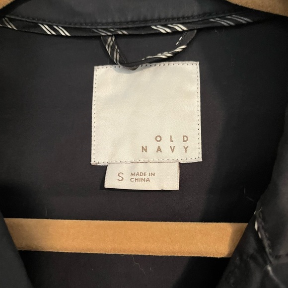 Thin black old navy trench coat - Picture 2 of 2